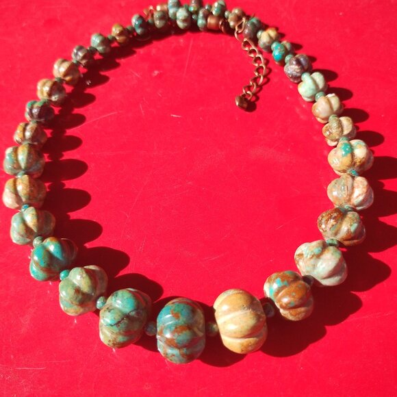 Jay King DTR mine finds green brown carved Turquoise necklace copper clasp - Picture 8 of 9